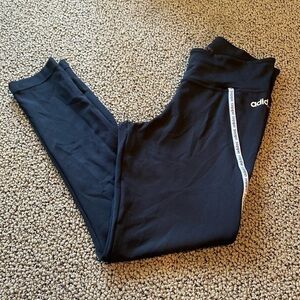 Adidas Black Climalite Leggings Size Small in Like New Condition